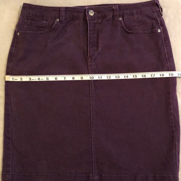 Purple denim skirt - Picture 3 of 6